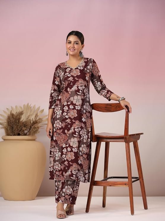 GoSriKi Women's Rayon Blend Straight Printed Kurta With Pant