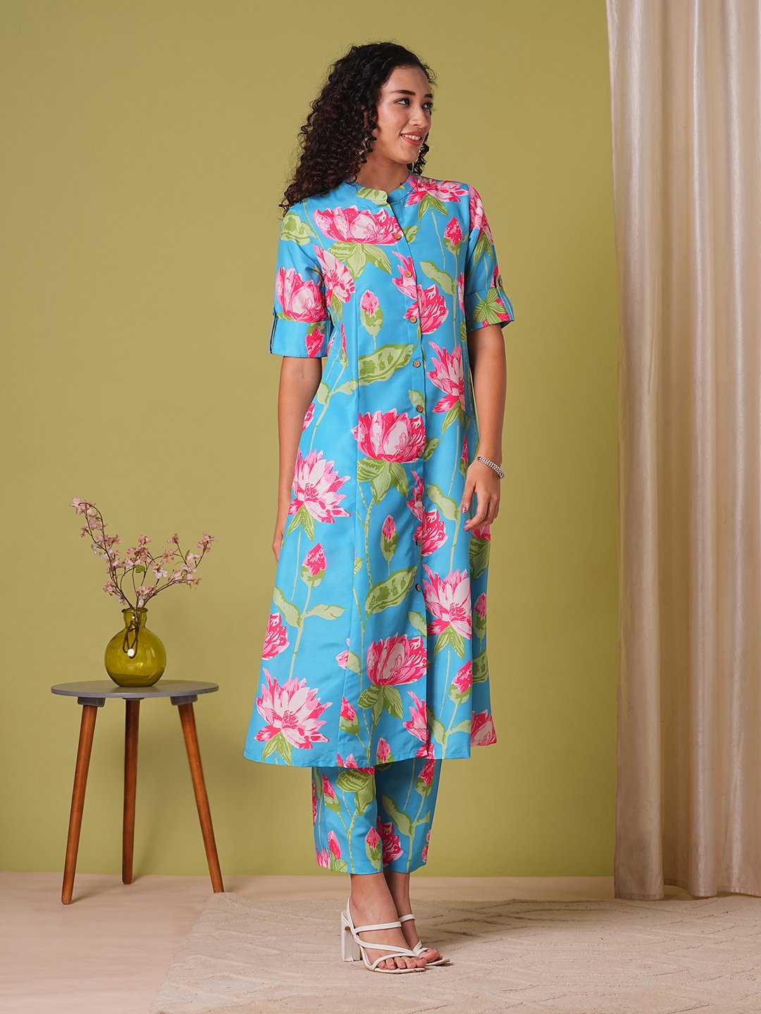 GoSriKi Women's Rayon Viscose Straight Printed Kurta with Pant - Image 5