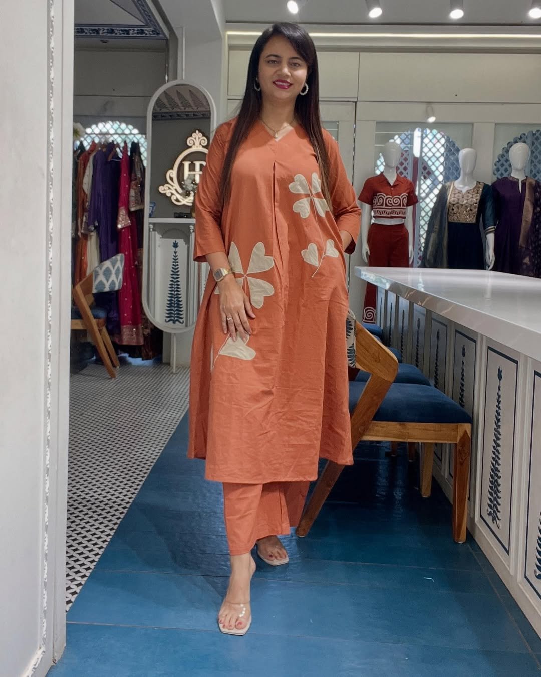 GoSriKi Women's Rayon Viscose Printed Straight Kurta with Pant - Image 4