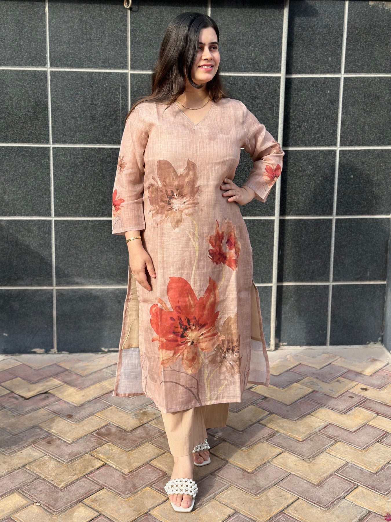 GoSriKi Women's Rayon Viscose Straight Printed Kurta with Pant