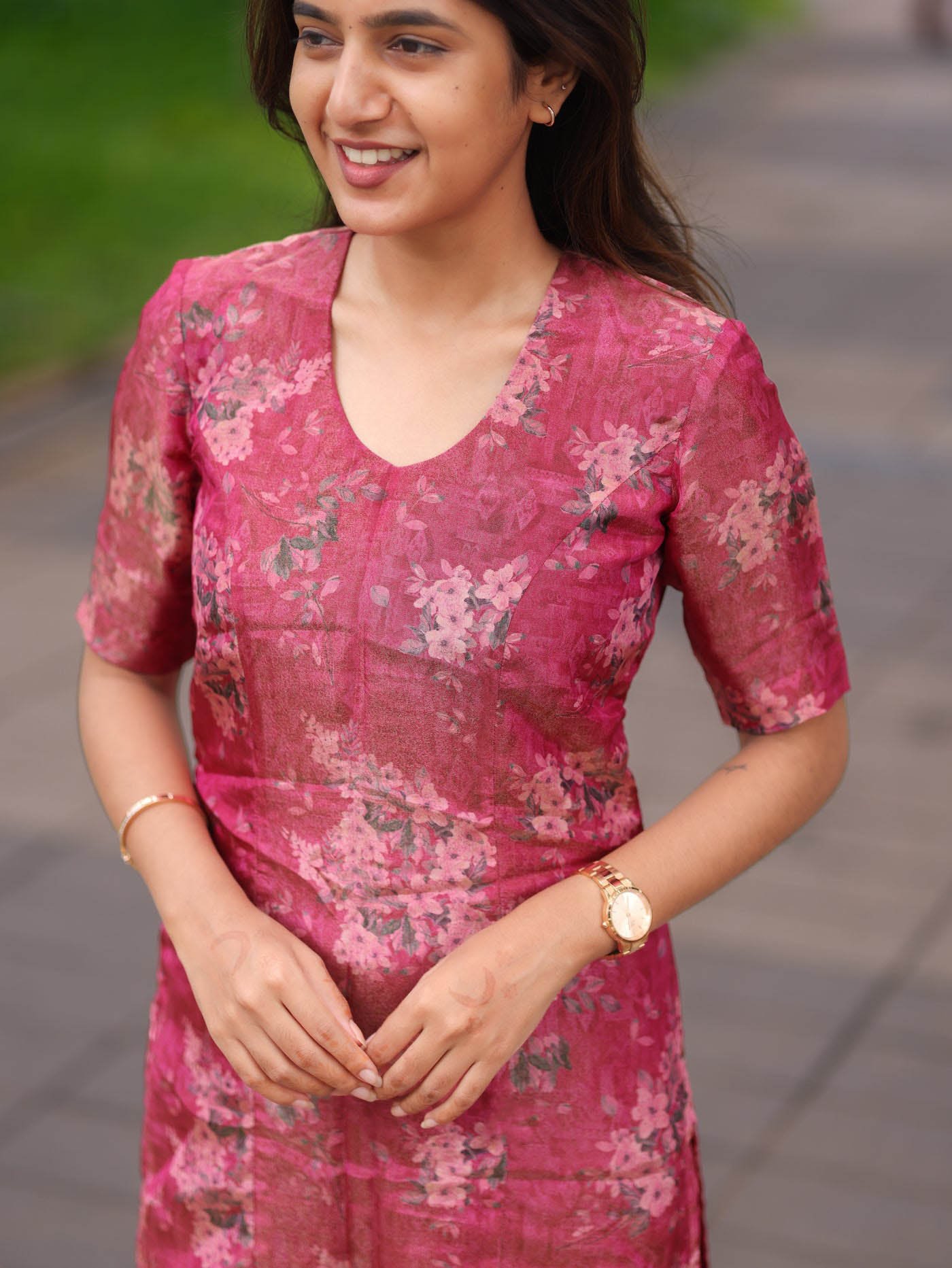 GoSriKi Women's Rayon Viscose Straight Printed Kurta with Pant - Image 6
