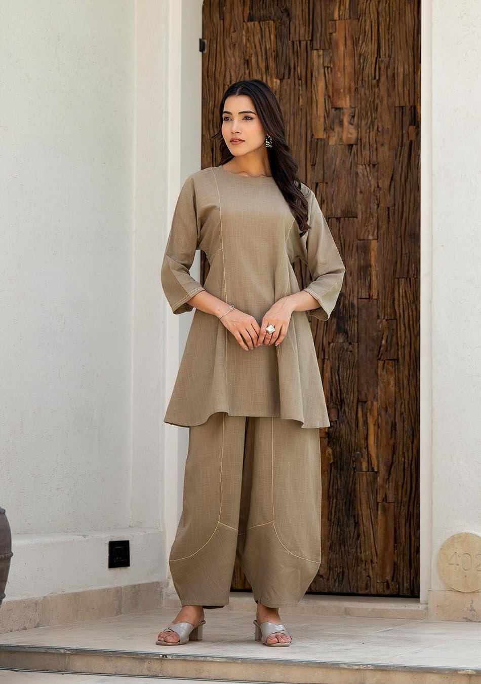 GoSriKi Women's Rayon Viscose A-Line Solid Kurta with Pant - Image 3