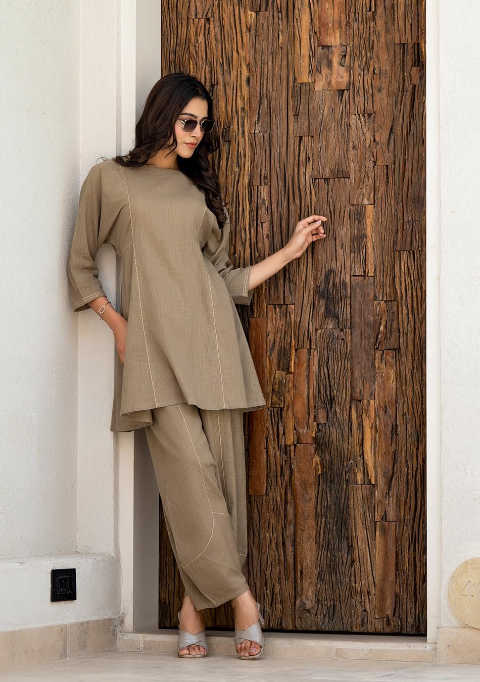 GoSriKi Women's Rayon Viscose A-Line Solid Kurta with Pant - Image 4